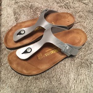 Silver Birkenstock Gizeh